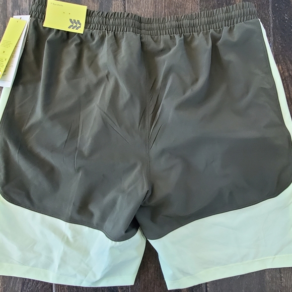 Men's medium Target shorts, Target shorts - Picture 2 of 4